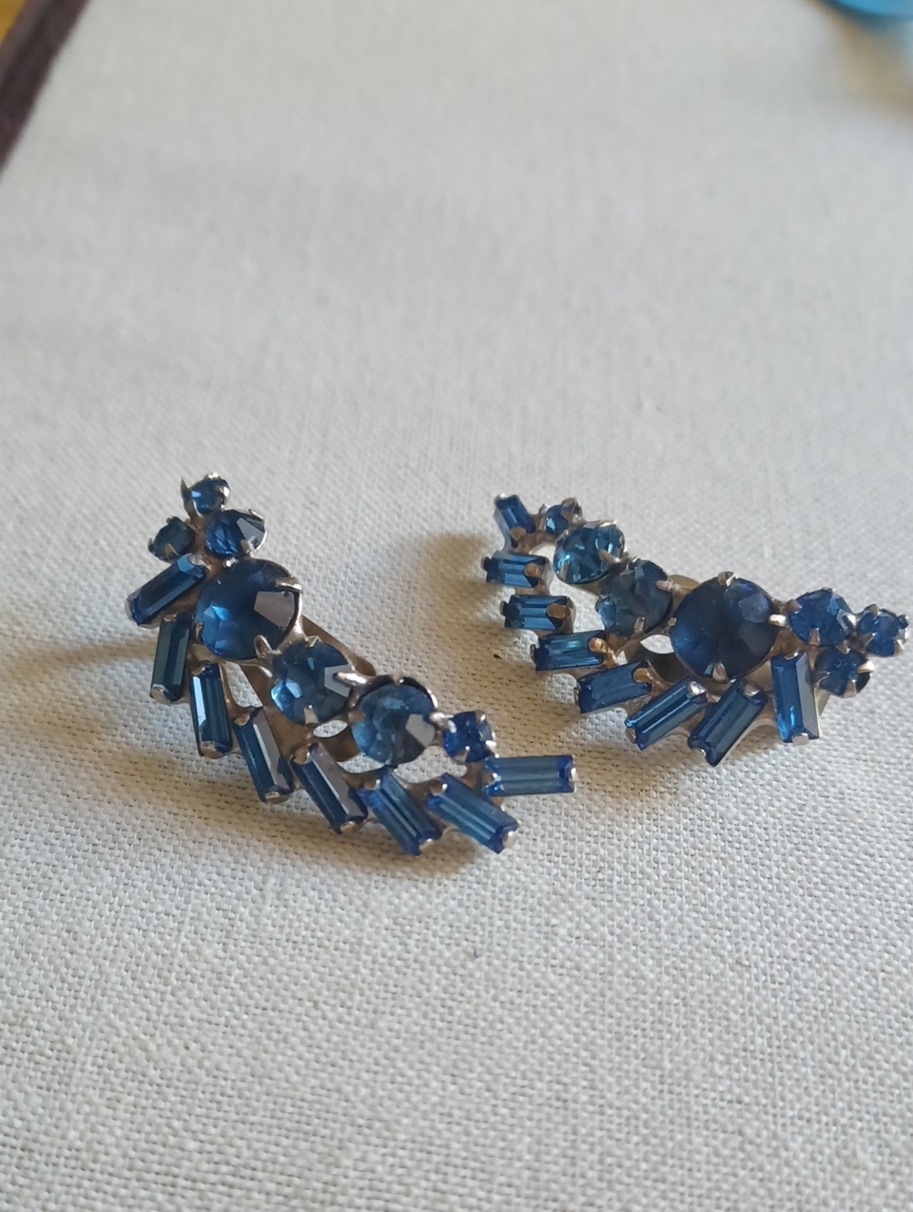 Vintage Blue Rhinestone Clip Earrings.